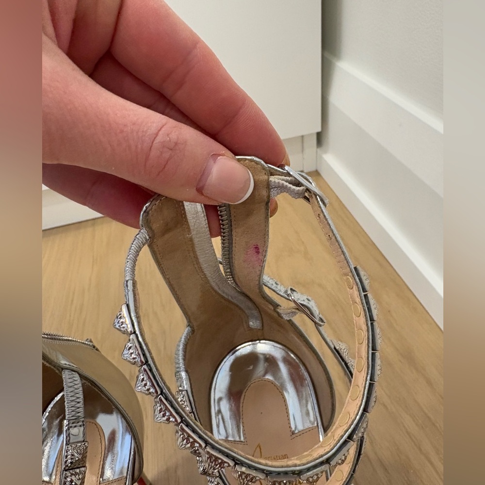 Christian Louboutin size 39 or 9 - Picture 11 of 12